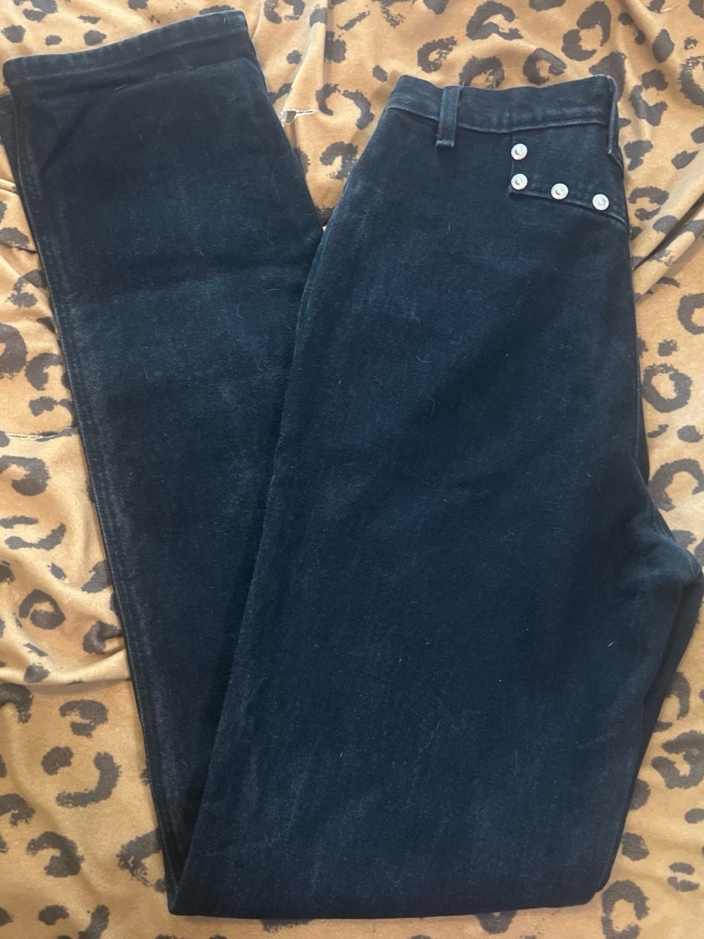Vintage Rockies High-Rise Black Jeans with Button Accent